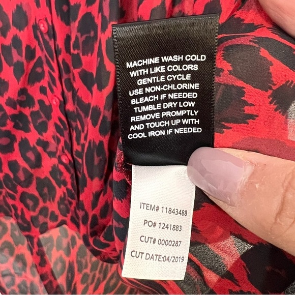 Torrid Red Cheetah Animal Print Button Up Tunic Shirt Semi-Sheer Plus Size 3X - Picture 6 of 13